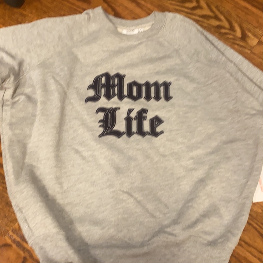 Good American mom life sweatshirt - Picture 4 of 4